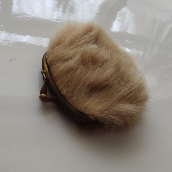 Furry Little Leather Coin Pouch Charm Small Antique Tiny Purse Money Vintage - Picture 4 of 4
